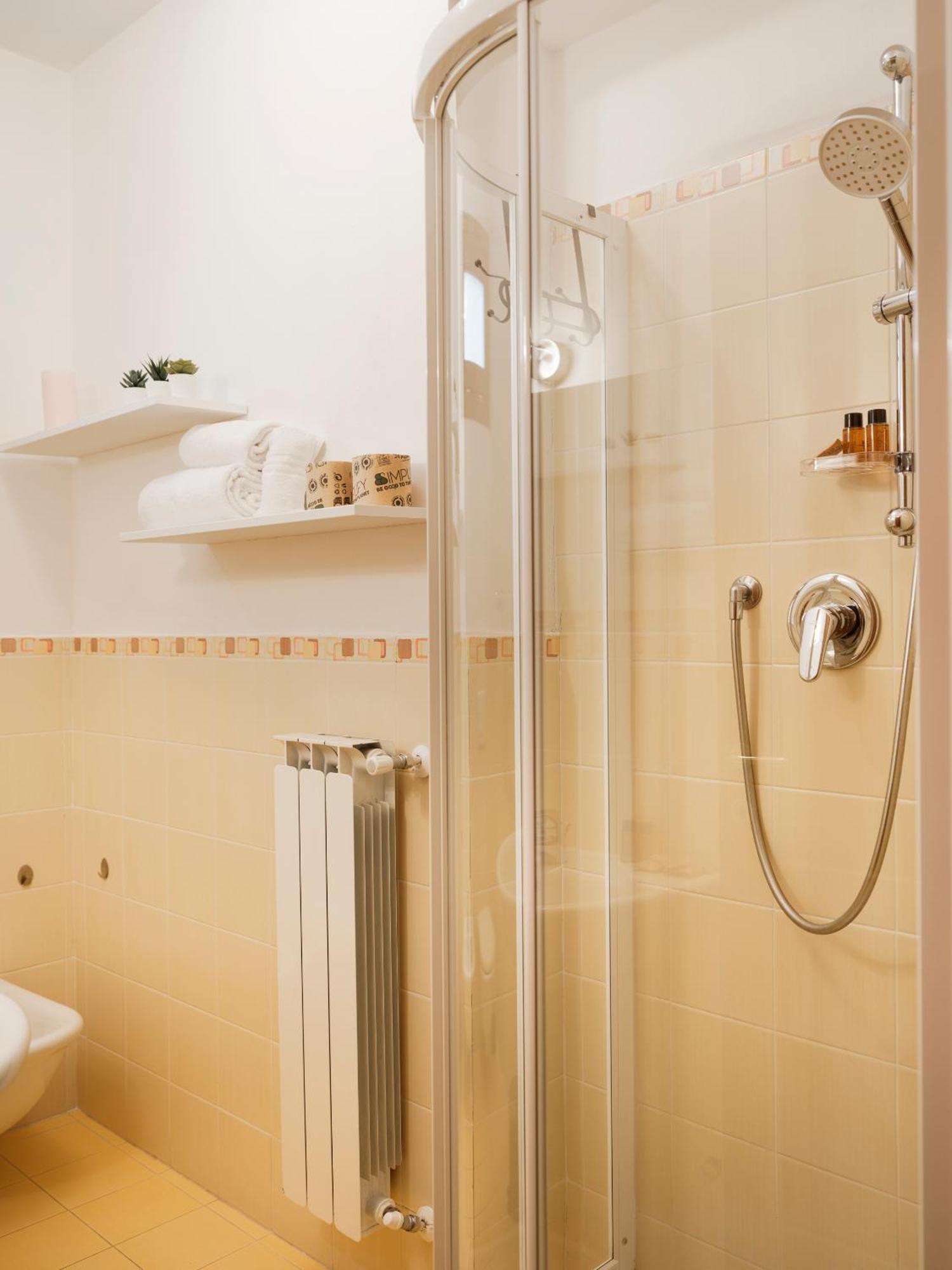 Casa Alessia - Romantic Urban Retreat With Terrace * Florencia